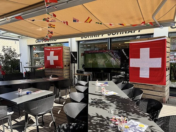 Public Viewing im Café Schnipp Schnapp – ein voller Erfolg!