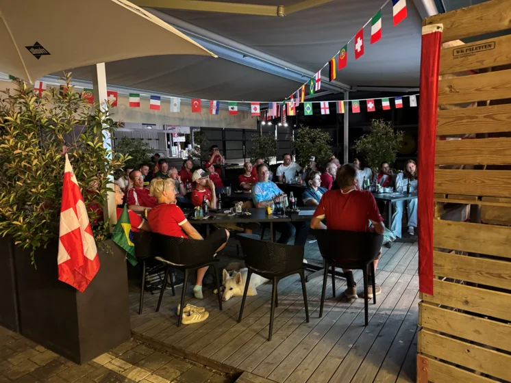 Public Viewing im Café Schnipp Schnapp – ein voller Erfolg!